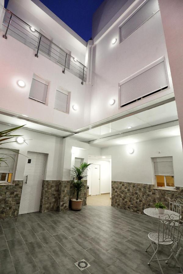 H.Palmones Hostel Exterior photo